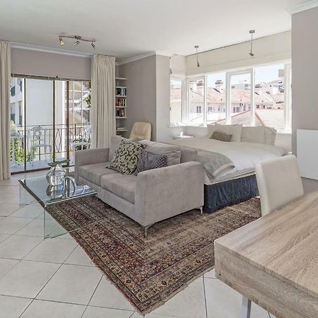 Cosy And Classy Sea Point Apartment Ciudad del Cabo Exterior foto