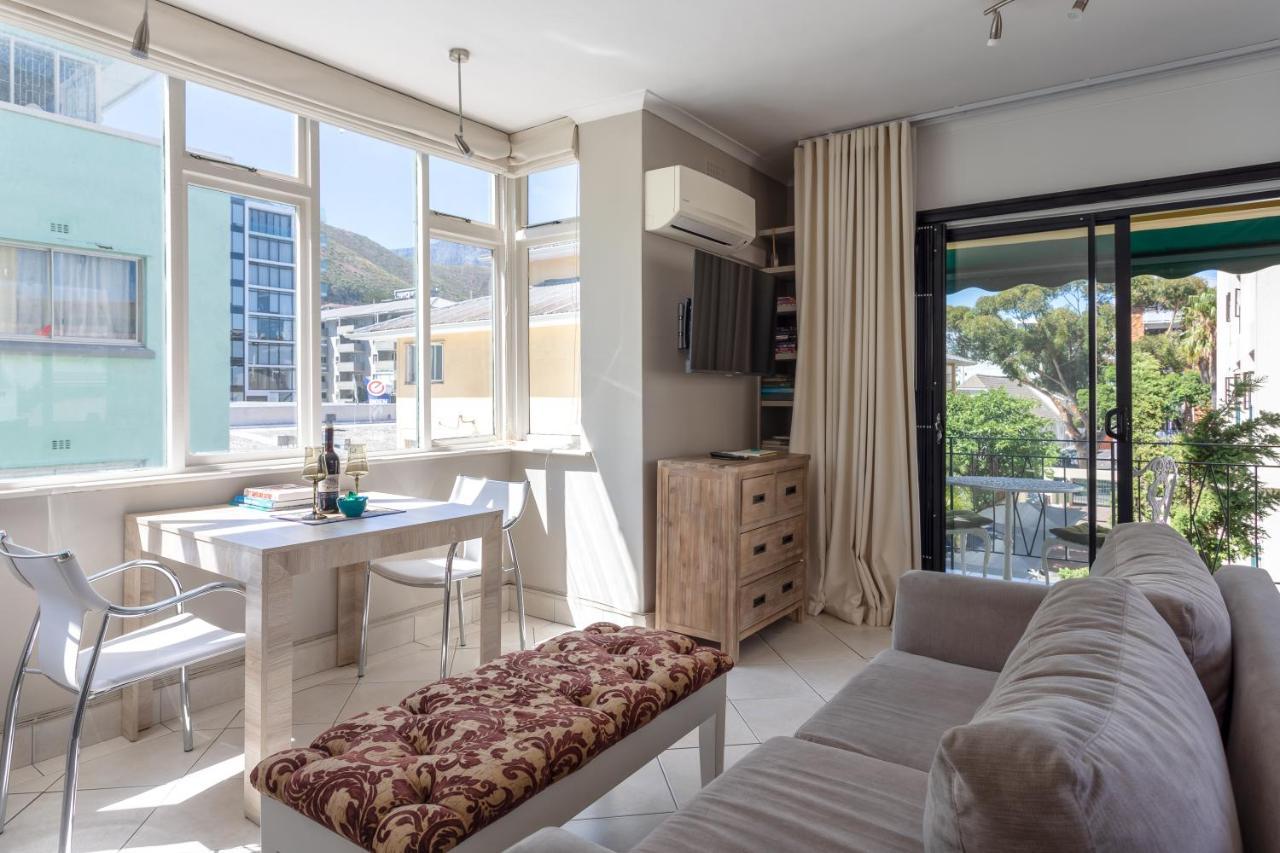 Cosy And Classy Sea Point Apartment Ciudad del Cabo Exterior foto