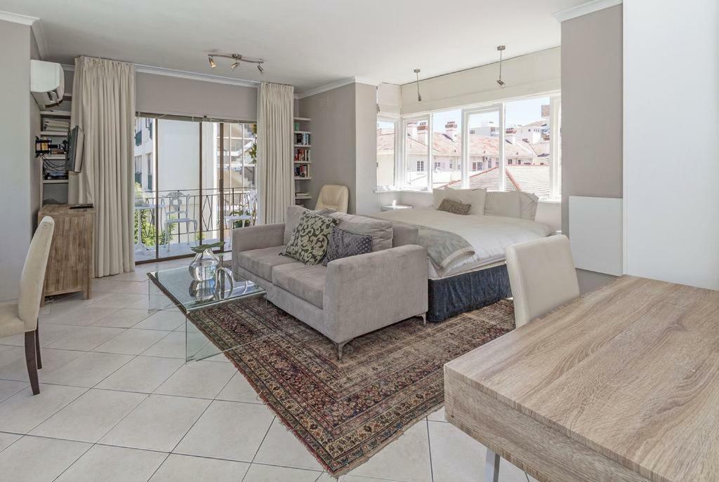 Cosy And Classy Sea Point Apartment Ciudad del Cabo Exterior foto