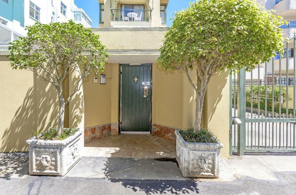 Cosy And Classy Sea Point Apartment Ciudad del Cabo Exterior foto